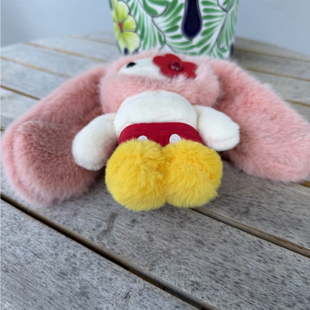 CJ Hendry Minnie Juju first release - Picture 2 of 3